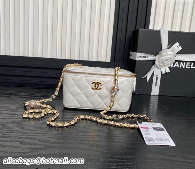 Top Design Chanel Lambskin Clutch with Chain and Pearls AP4285 White 2024