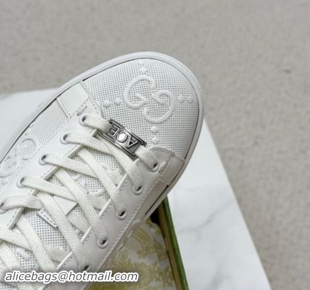 Good Quality Gucci Ace Sneakers in Perforated Leather with Interlocking G White 1014086