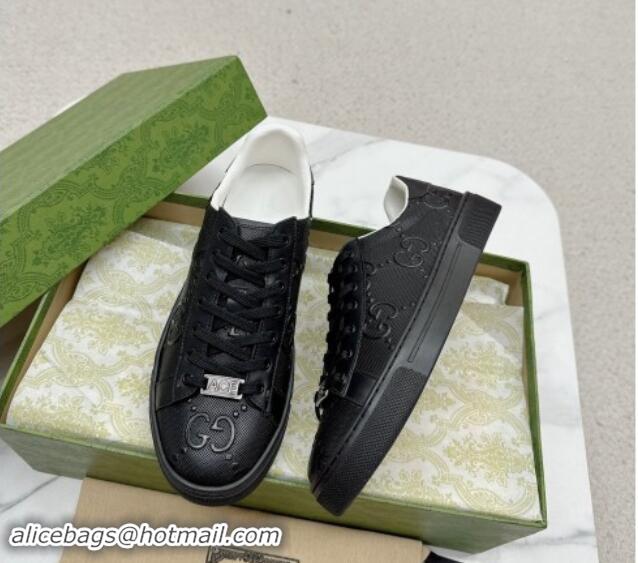 Leisure Gucci Ace Sneakers in Perforated Leather with Interlocking G Black 1014087