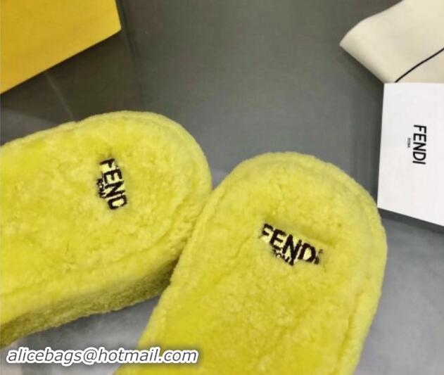 Pretty Style Fendi Sunshine Wedge Slides Sandal 6cm in Shearling Yellow 930124