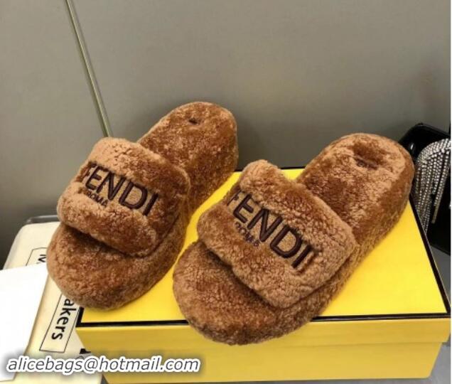 Luxurious Fendi Sunshine Wedge Slides Sandal 6cm in Shearling Brown 930126