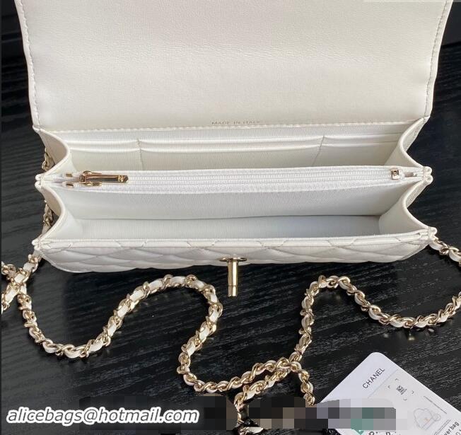 Market Sells Chanel Lambskin & Strass Clutch with Chain and Top Handle AP4293 White 2024