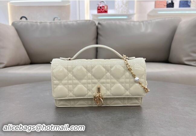 Buy Discount Dior My Dior Mini Bag in Patent Cannage Calfskin with Pearl 0980 White