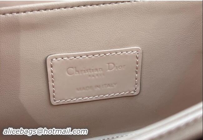 New Fashion Dior Small 30 Montaigne Avenue Top Handle Bag in Patent Calfskin 6530 Light Pink 2024