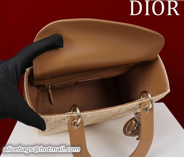 Pretty Style Dior Medium Lady Dior Bag in Graphic Cannage Raffia Straw 1029 Beige 2024