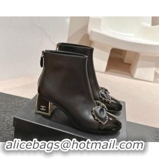 Top Grade Chanel Calfskin & Patent Ankle Boots 6.5cm with Bow and Chain Black 1016016