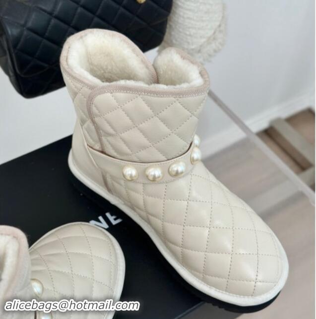 Popular Style Chanel Quilted Calfskin Snow Boots with Pearls White 1016073