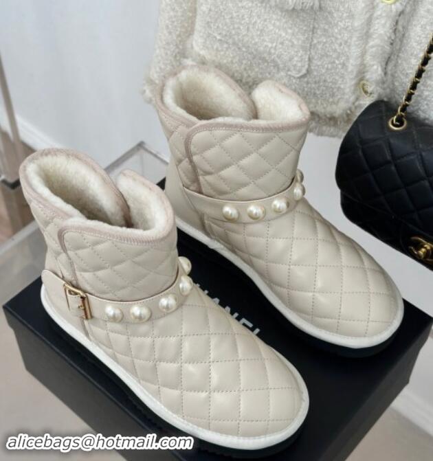 Popular Style Chanel Quilted Calfskin Snow Boots with Pearls White 1016073