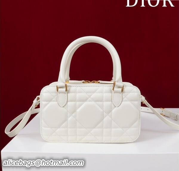 Top Quality Dior 30 Montaigne Doctor Top Handle Bag in Macrocannage Calfskin 3302 White 2024