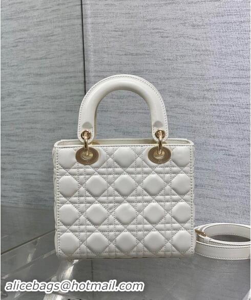 Promotional Dior Dioramour Small Lady Dior Bag in Cannage Lambskin with Heart Charm 1094 White 2024