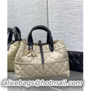 Top Grade Dior Medium Toujours Tote bag in Macrocannage Calfskin CD1099 Beige/Black 2024