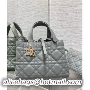 Grade Quality Dior Medium Toujours Tote bag in Macrocannage Calfskin CD1099 Cloud Grey 2024