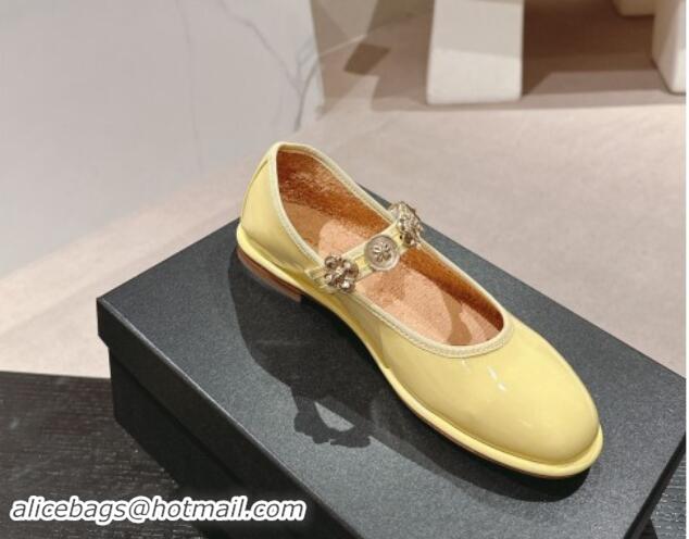 Luxury Cheap Chanel Patent Calfskin Mary Janes Ballet Flat with Charm Yellow 1016121