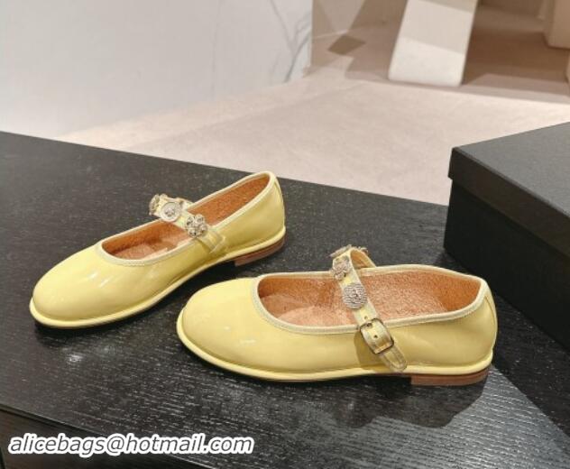 Luxury Cheap Chanel Patent Calfskin Mary Janes Ballet Flat with Charm Yellow 1016121