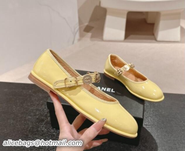 Luxury Cheap Chanel Patent Calfskin Mary Janes Ballet Flat with Charm Yellow 1016121