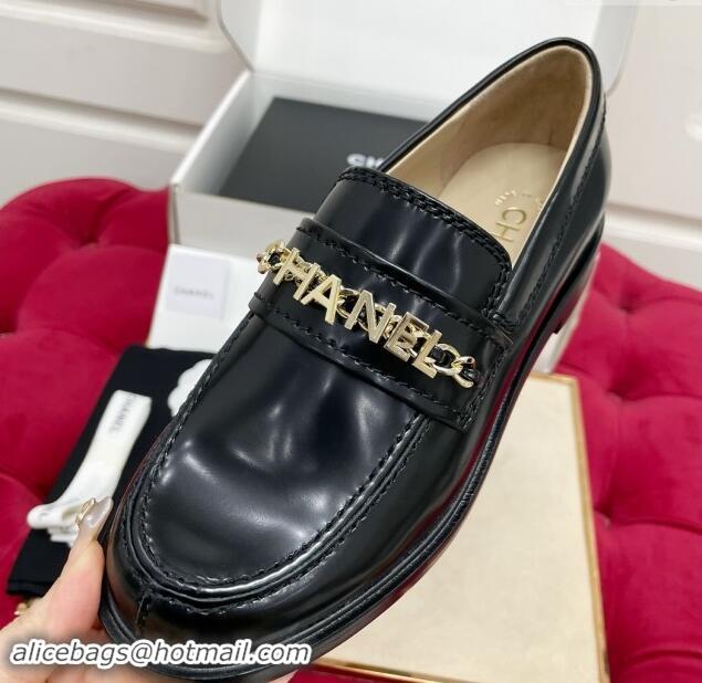 Grade Chanel Shiny Calfskin Loafers with CHANEL Chain Black 1016132