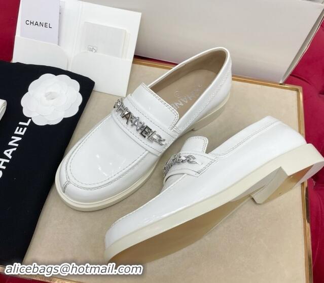 Unique Style Chanel Shiny Calfskin Loafers with CHANEL Chain White 1016133