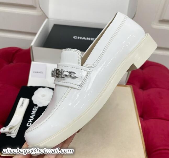 Unique Style Chanel Shiny Calfskin Loafers with CHANEL Chain White 1016133