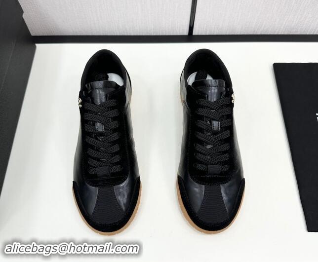 Stylish Chanel Calfskin & Suede Sneakers Black 1017002