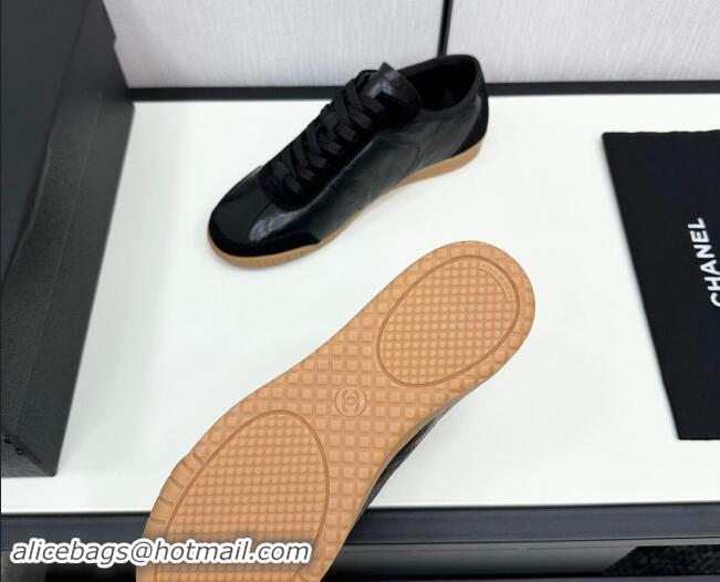 Stylish Chanel Calfskin & Suede Sneakers Black 1017002