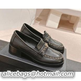 Purchase Chanel Calfskin Leather Loafers with Chain Black 1017027