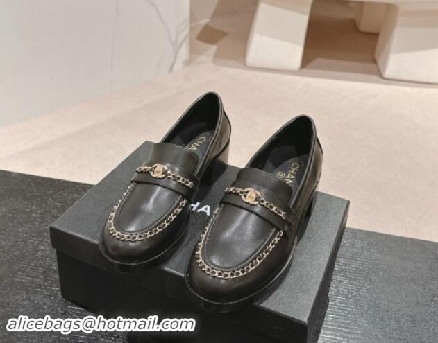 Purchase Chanel Calfskin Leather Loafers with Chain Black 1017027