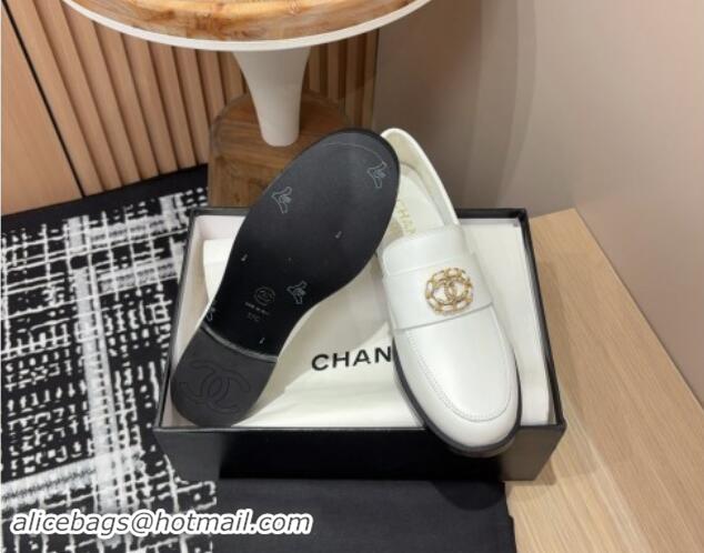 Buy Luxury Chanel Calfskin Leather Loafers with Circle CC White 1017033