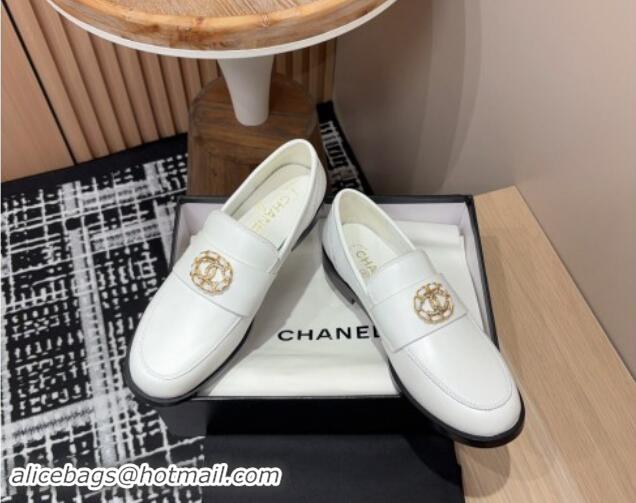 Buy Luxury Chanel Calfskin Leather Loafers with Circle CC White 1017033