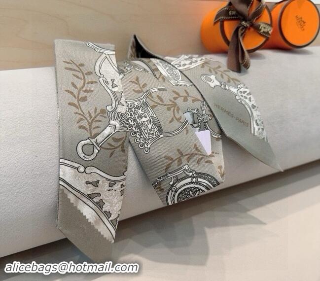 Trendy Design Hermes Stirrup Twilly Silk Bandeau Scarf 5x86cm 0821 Grey 2024