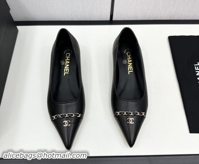 Popular Style Chanel Lambskin Pointed Pumps with Chain Black 1017079