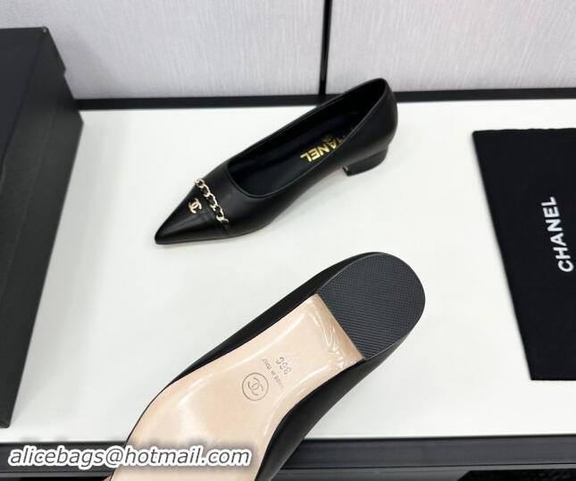 Popular Style Chanel Lambskin Pointed Pumps with Chain Black 1017079