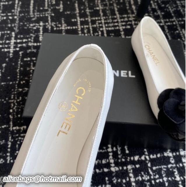 Unique Discount Chanel Calfskin & Patent Leather Ballet Flats with Camellia Bloom White 1017095