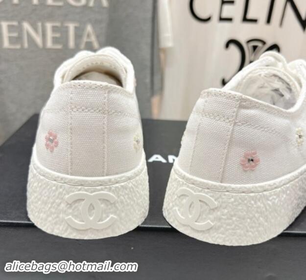 Feminine Chanel Canvas Platform Sneakers with Strass Bloom White 1017111