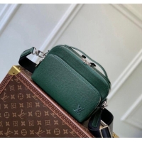 Well Crafted Louis Vuitton Mens Avenue Messenger bag in Taiga Leather M11657 Green 2024