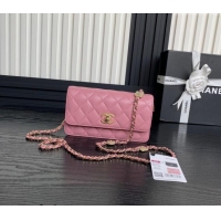 Famous Brand Chanel Lambskin Clutch with Chain AP4300 Pink 2024