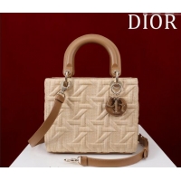 Pretty Style Dior Medium Lady Dior Bag in Graphic Cannage Raffia Straw 1029 Beige 2024