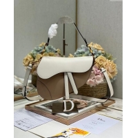 Famous Brand Dior Medium Saddle Bag with Strap in Two-Tone Supple Calfskin 1040 Biscuit Beige and White 2024