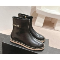 Buy Fashionable Chanel Calfskin Wood Ankle Boots with Chain Black 1016054