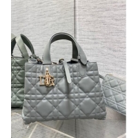 Grade Quality Dior Medium Toujours Tote bag in Macrocannage Calfskin CD1099 Cloud Grey 2024