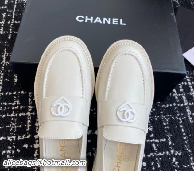 Trendy Design Chanel Calfskin Loafers with Heart All White 120013