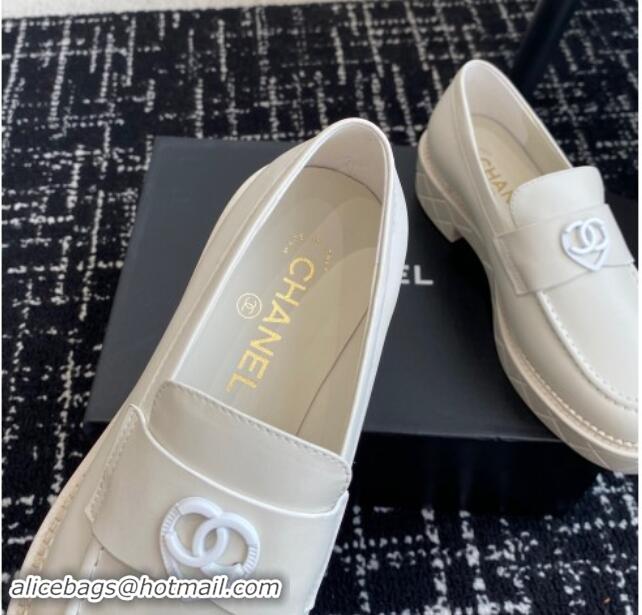 Trendy Design Chanel Calfskin Loafers with Heart All White 120013