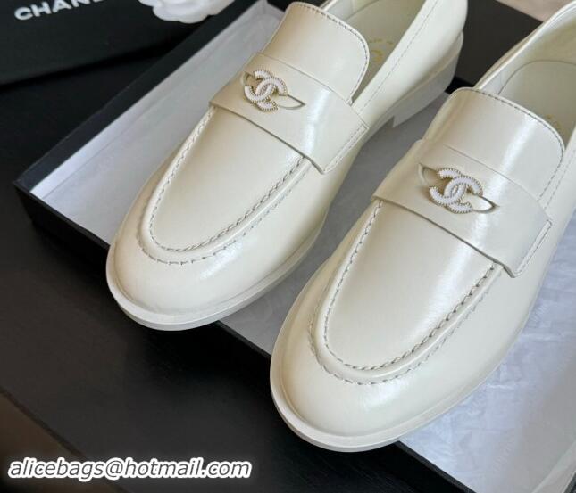 Good Looking Chanel Shiny Calfskin Loafers Flat White 120028