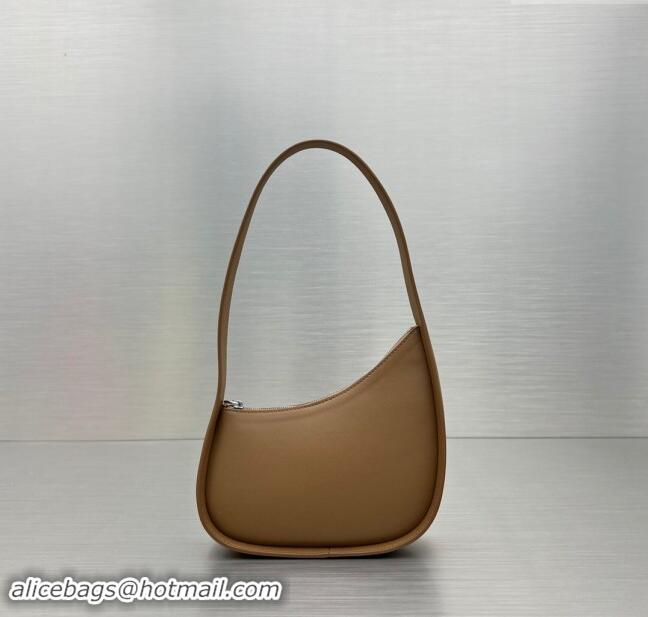 Famous Brand The Row Half Moon Shoulder Bag in Leather 1811 Brown 2024