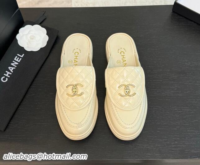 Stylish Chanel Calfskin Flat Mules with Quilted CC Foldover G45474 Ivory White 1120068