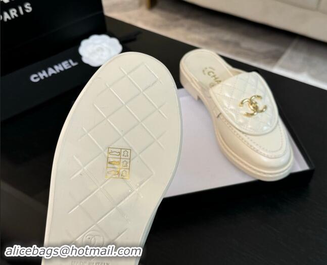 Stylish Chanel Calfskin Flat Mules with Quilted CC Foldover G45474 Ivory White 1120068