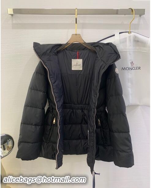 Promotional Moncler Down Jacket with Belt M112918 Black 2024