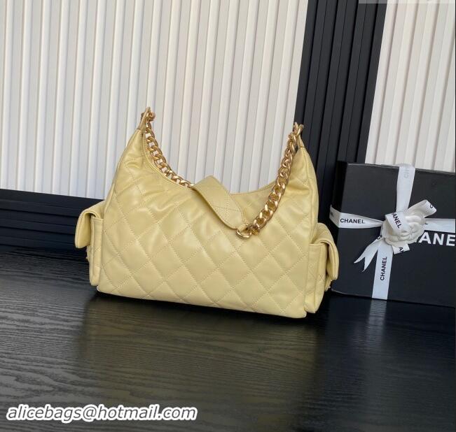 Top Quality Chanel Shiny Lambskin Maxi Hobo Bag AS5302 Yellow 2024