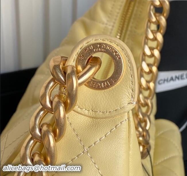 Top Quality Chanel Shiny Lambskin Maxi Hobo Bag AS5302 Yellow 2024