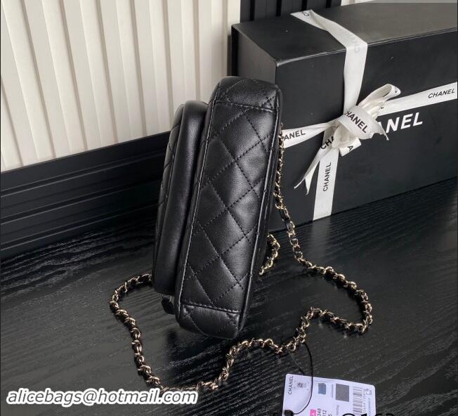 Famous Brand Chanel Shiny Crumpled Lambskin Clutch with Chain AP4348 Black 2024