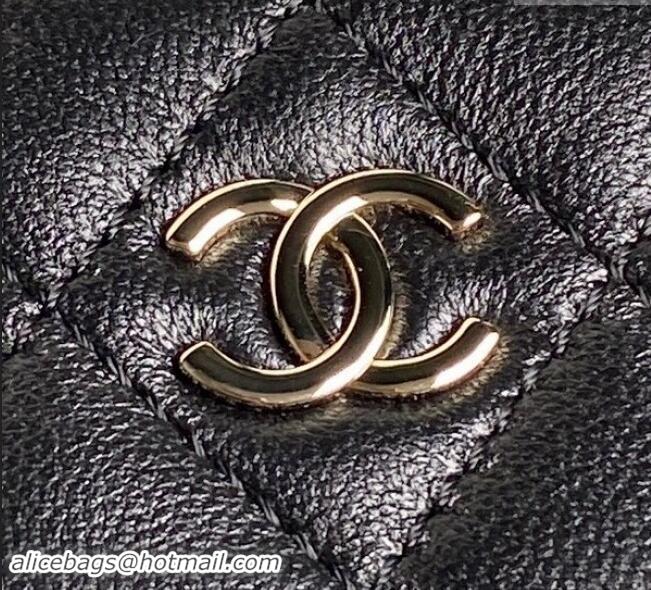 Famous Brand Chanel Shiny Crumpled Lambskin Clutch with Chain AP4348 Black 2024